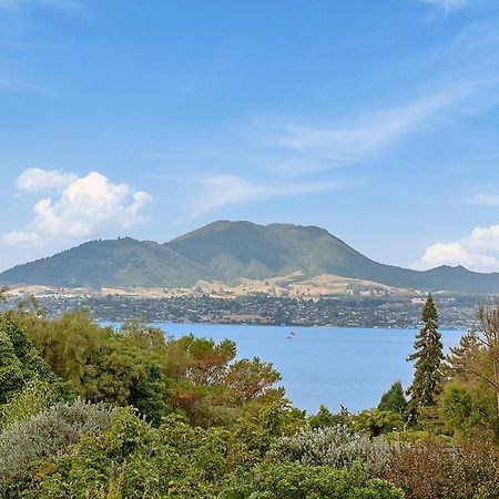 Lofty Lakeviews - Acacia Bay Holiday Home Taupo Exterior foto