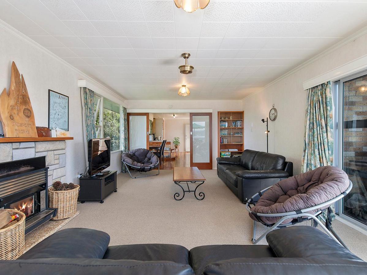 Lofty Lakeviews - Acacia Bay Holiday Home Taupo Exterior foto
